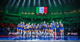 Italian volleyball player celebrating a point during the VNL bronze medal match against China