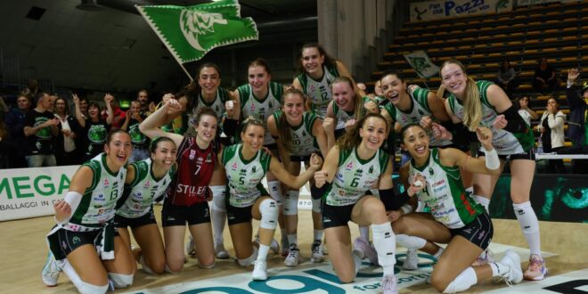 Megabox Ond. Savio Vallefoglia player celebrating a point during a match