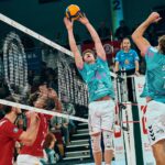 Volleyball players in action during a German Bundesliga match